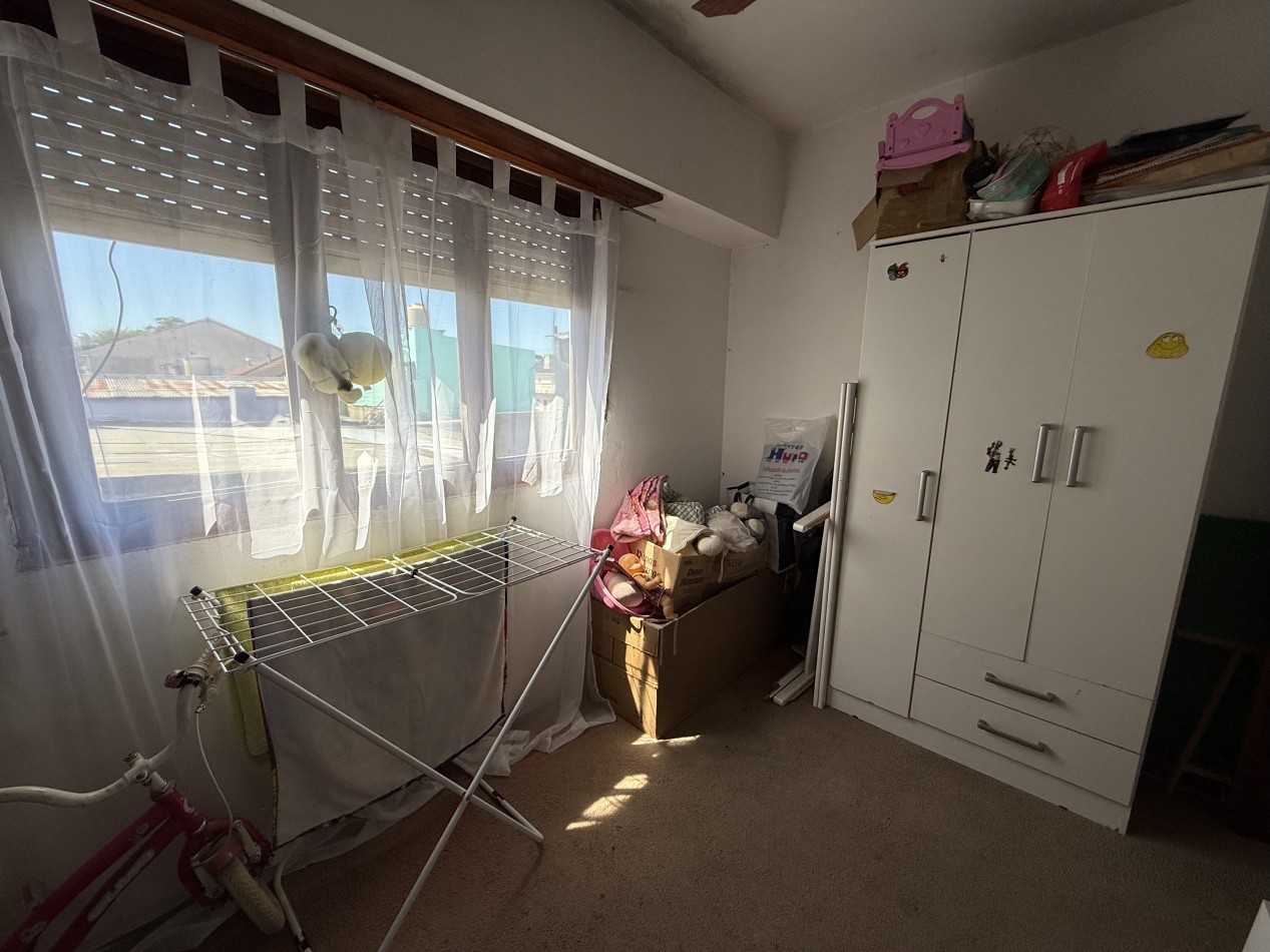 VENTA PROPIEDAD EN BLOCK- 4 LOCALES + PH 3 AMBIENTES APTO CREDITO. MAR DEL PLATA