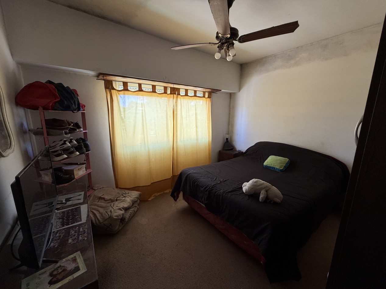 VENTA PROPIEDAD EN BLOCK- 4 LOCALES + PH 3 AMBIENTES APTO CREDITO. MAR DEL PLATA