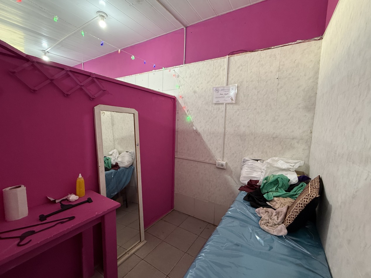 VENTA PROPIEDAD EN BLOCK- 4 LOCALES + PH 3 AMBIENTES APTO CREDITO. MAR DEL PLATA