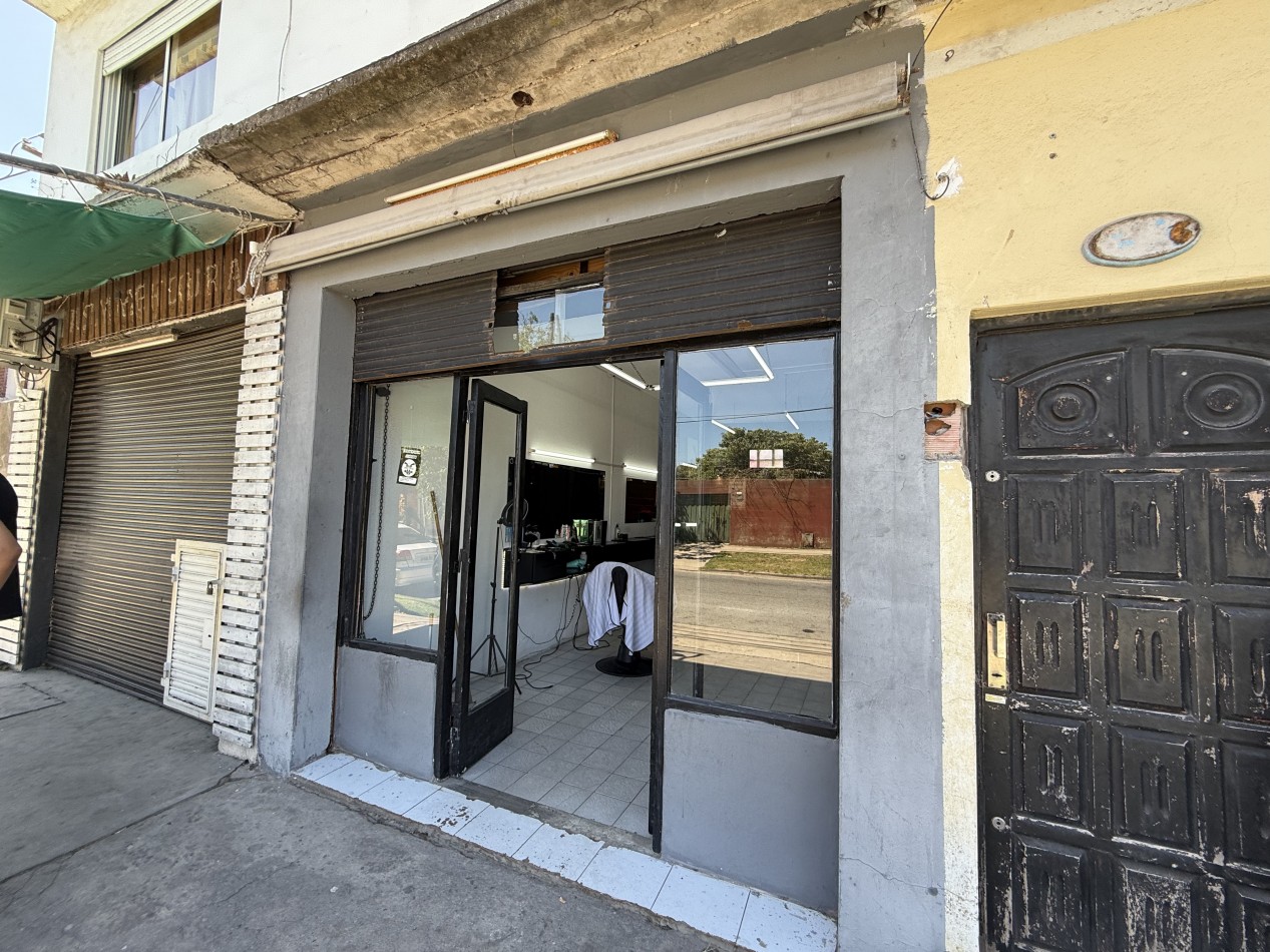 VENTA PROPIEDAD EN BLOCK- 4 LOCALES + PH 3 AMBIENTES APTO CREDITO. MAR DEL PLATA