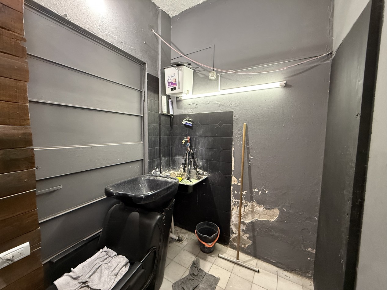 VENTA PROPIEDAD EN BLOCK- 4 LOCALES + PH 3 AMBIENTES APTO CREDITO. MAR DEL PLATA