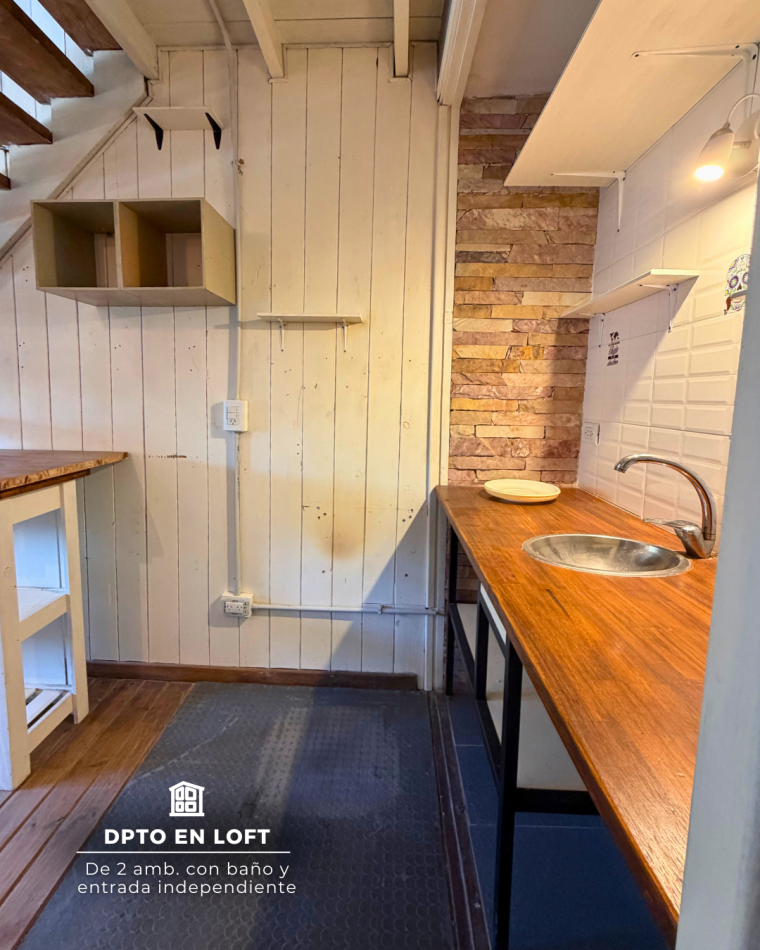 CASA DE TRES AMBIENTES CON DEPENDENCIA Y PARQUE - ZONA LOS PINARES 