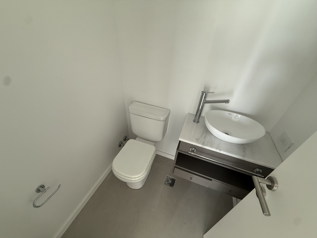 VENTA DEPARTAMENTO 2 AMBIENTES DE CATEGORIA CON COCHERA Y AMENITIES EN GUEMES. MAR DEL PLATA