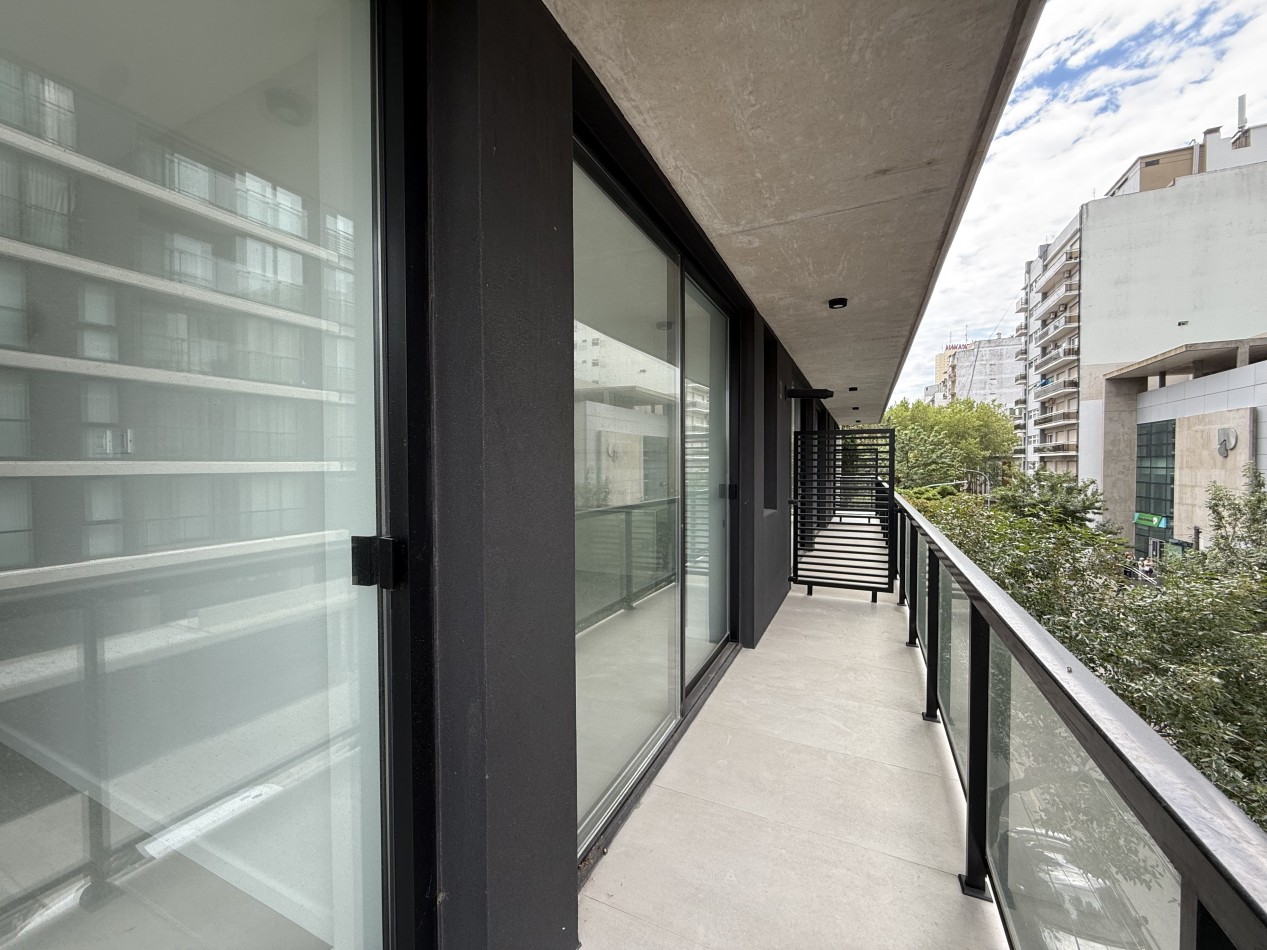 VENTA DEPARTAMENTO 2 AMBIENTES DE CATEGORIA CON COCHERA Y AMENITIES EN GUEMES. MAR DEL PLATA