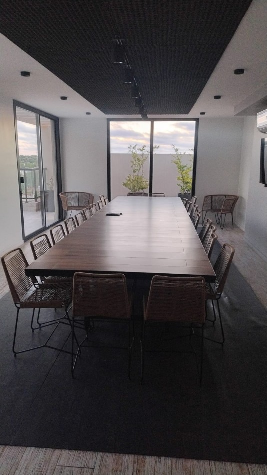 VENTA DEPARTAMENTO 2 AMBIENTES DE CATEGORIA CON COCHERA Y AMENITIES EN GUEMES. MAR DEL PLATA