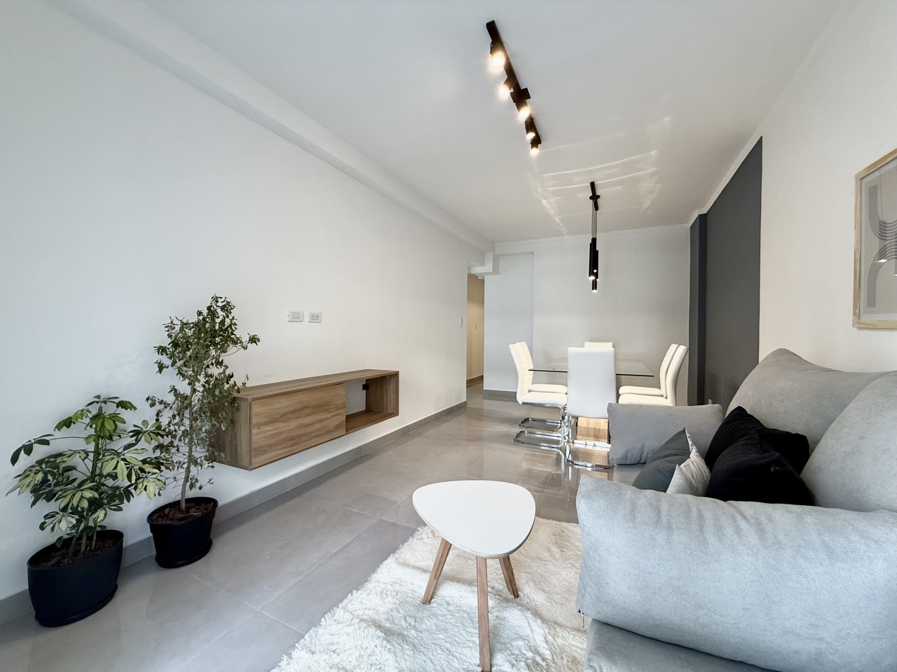 VENTA DEPARTAMENTO 3 AMBIENTES RECICLADO Y AMOBLADO CON BALCON. MAR DEL PLATA