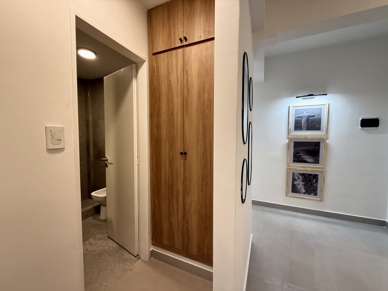 VENTA DEPARTAMENTO 3 AMBIENTES RECICLADO Y AMOBLADO CON BALCON. MAR DEL PLATA