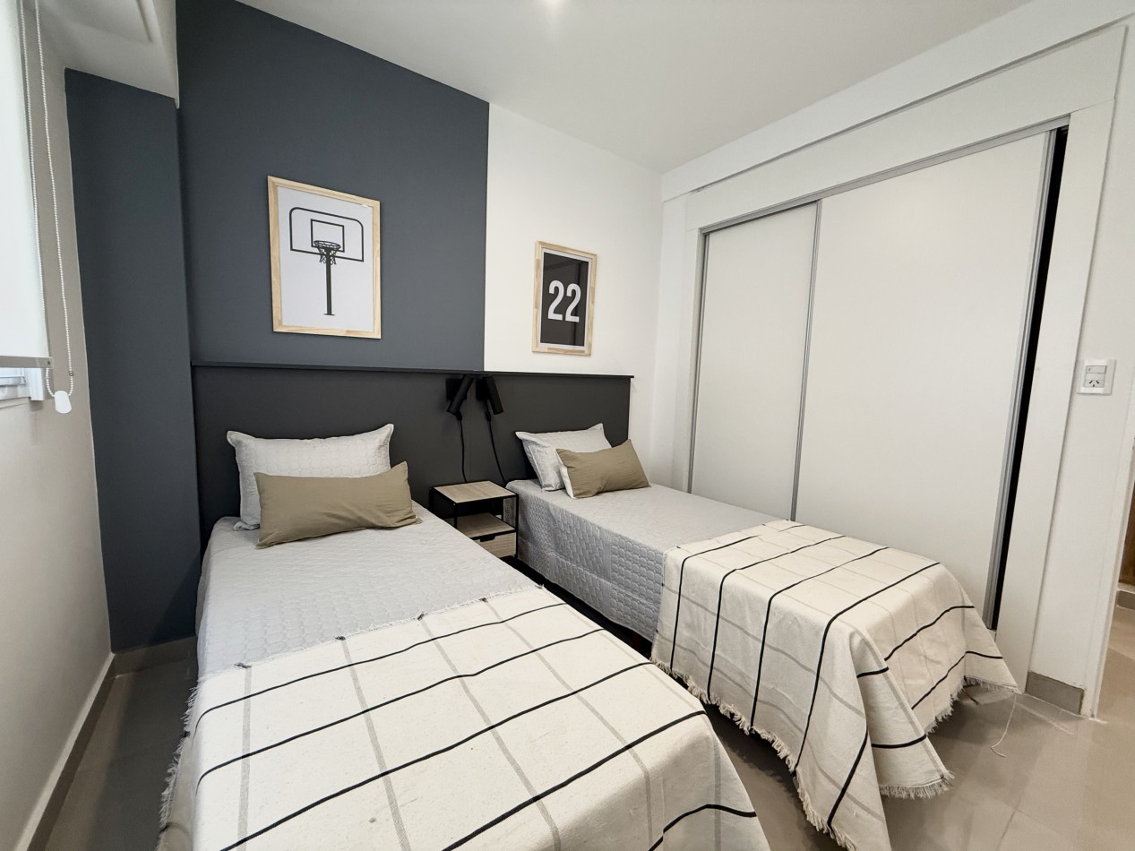 VENTA DEPARTAMENTO 3 AMBIENTES RECICLADO Y AMOBLADO CON BALCON. MAR DEL PLATA