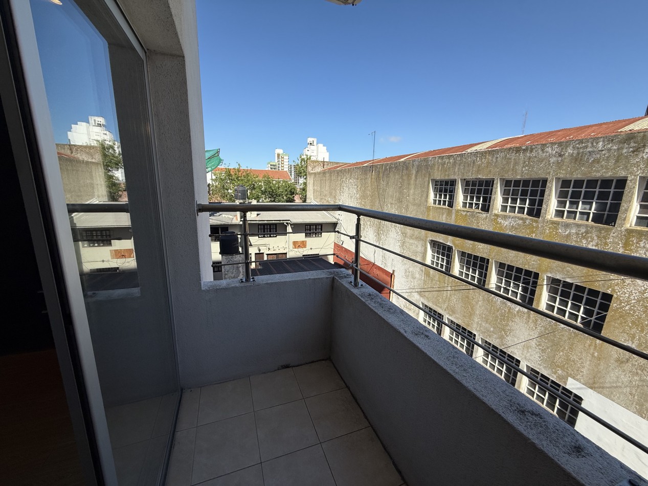 VENTA DEPARTAMENTO 3 AMBIENTES EN EDIFICIO LINEHOUSE CON COCHERA - PLAZA MITRE. MAR DEL PLATA