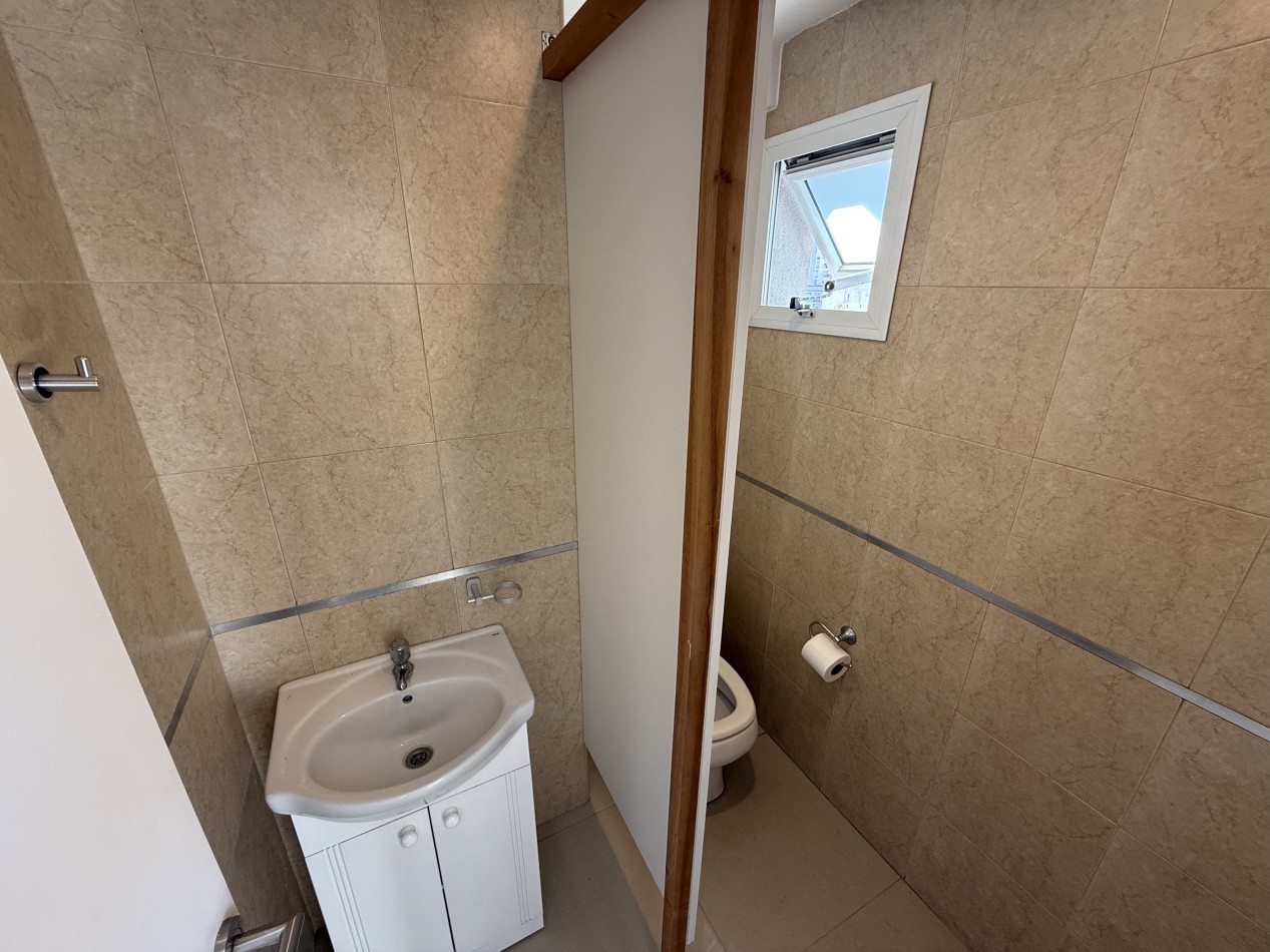 VENTA DEPARTAMENTO 3 AMBIENTES EN EDIFICIO LINEHOUSE CON COCHERA - PLAZA MITRE. MAR DEL PLATA