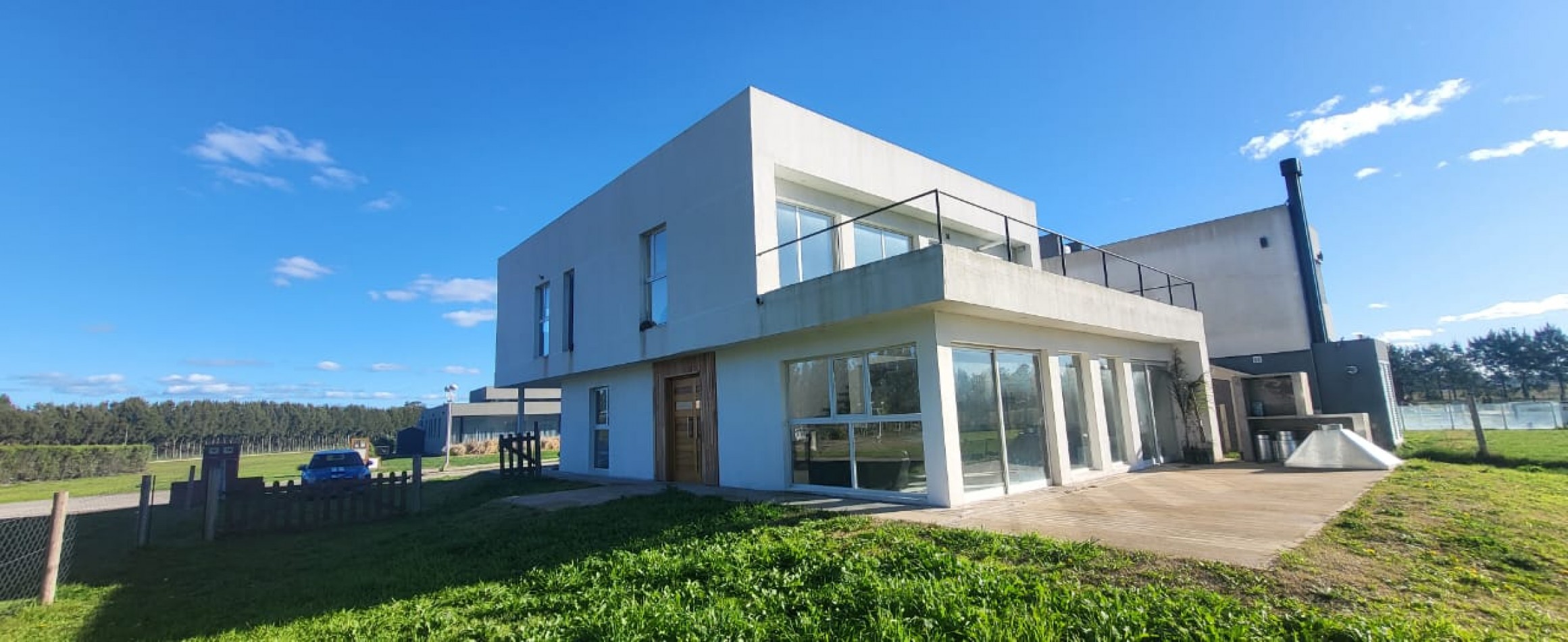 VENTA MODERNA CASA EN BARRIO PRIVADO TIERRAS DEL MAR. MAR DEL PLATA