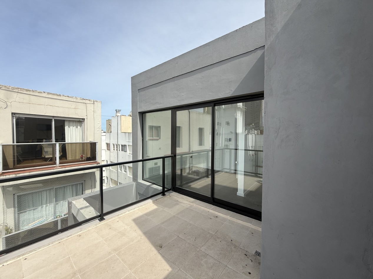 DEPARTAMENTO EN DUPLEX 3 AMBIENTES A ESTRENAR  ZONA ALDREY. MAR DEL PLATA