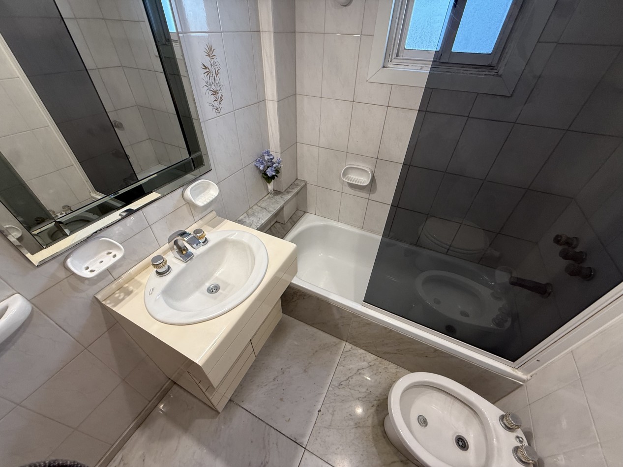 EXCLUSIVO PISO COMPLETO 4 AMBIENTES CON COCHERA Y MONOAMBIENTE - APTO CREDITO. MAR DEL PLATA