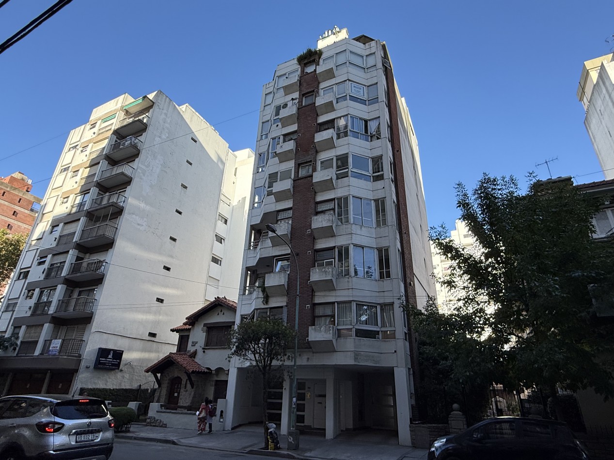 EXCLUSIVO PISO COMPLETO 4 AMBIENTES CON COCHERA Y MONOAMBIENTE - APTO CREDITO. MAR DEL PLATA