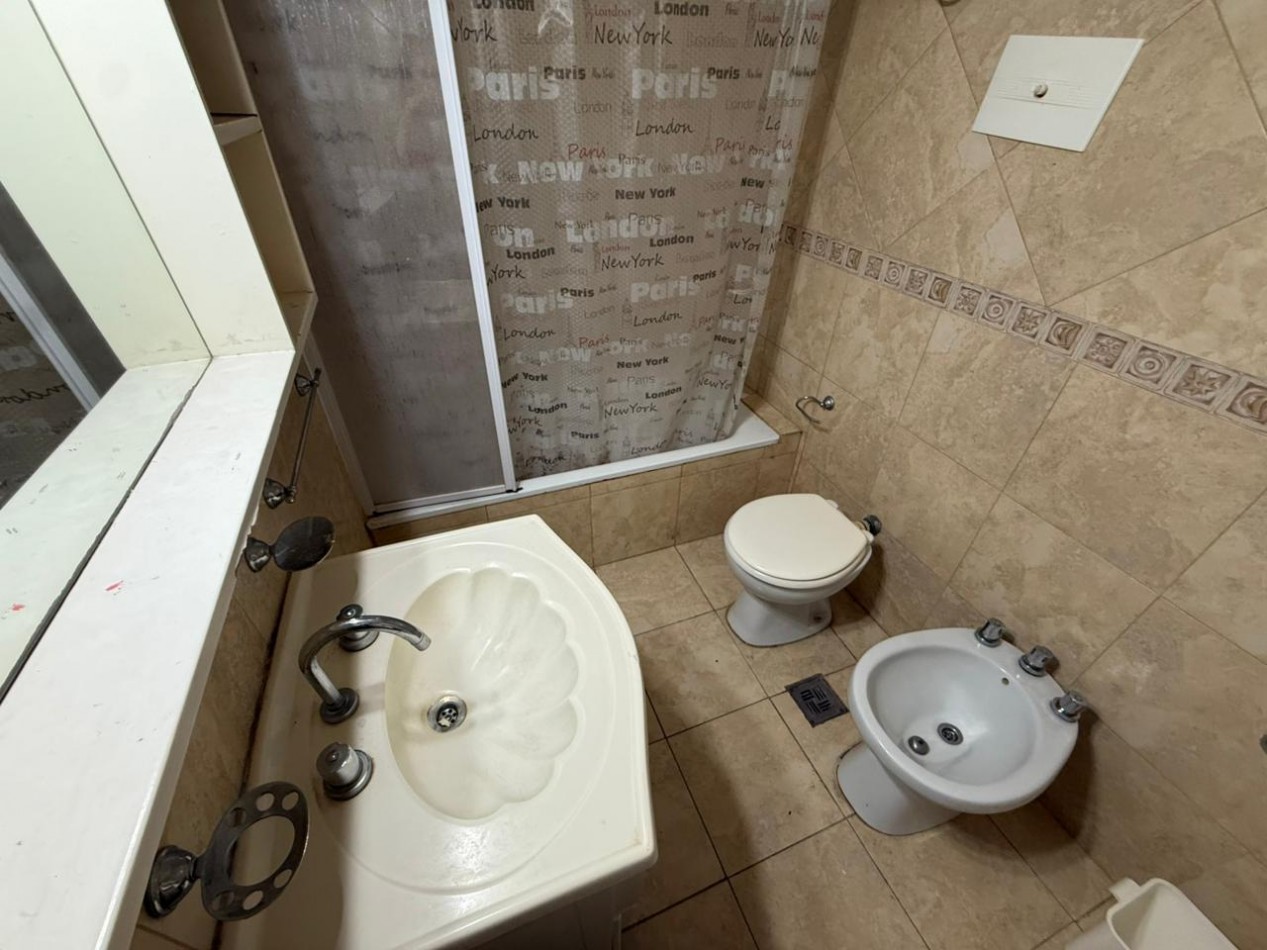 DEPARTAMENTO 3 AMBIENTES CON DEPENDENCIA - PRIMERA LINEA AL MAR - PLAYA CHICA. MAR DEL PLATA 