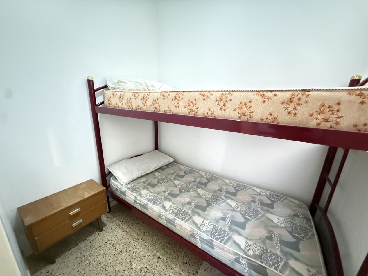 DEPARTAMENTO 3 AMBIENTES CON DEPENDENCIA - PRIMERA LINEA AL MAR - PLAYA CHICA. MAR DEL PLATA 