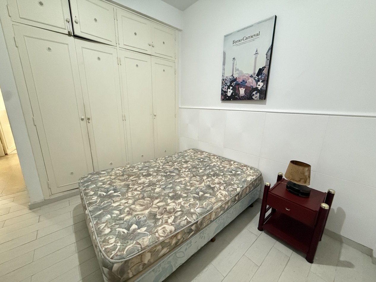 DEPARTAMENTO 3 AMBIENTES CON DEPENDENCIA - PRIMERA LINEA AL MAR - PLAYA CHICA. MAR DEL PLATA 