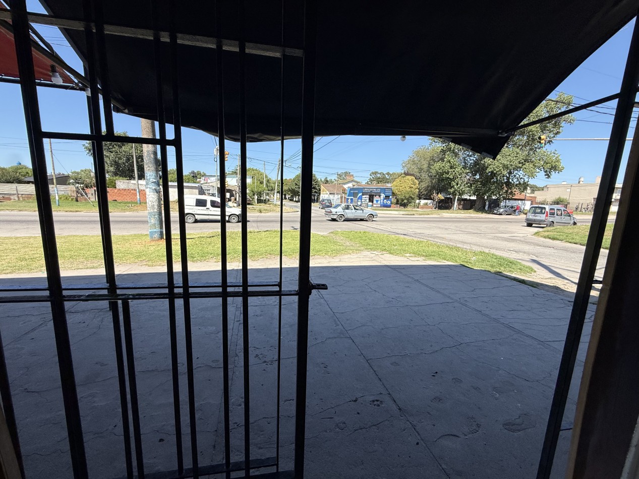 LOCALES EN VENTA EN OPORTUNIDAD SOBRE AV. COLON - BARRIO NEWBERY. MAR DEL PLATA