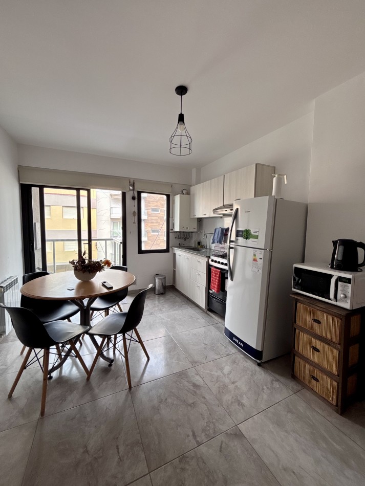 DEPARTAMENTO EN ALQUILER HASTA DICIEMBRE 2026 - 2 AMBIENTES CON BALCON EN LA PERLA. MAR DEL PLATA