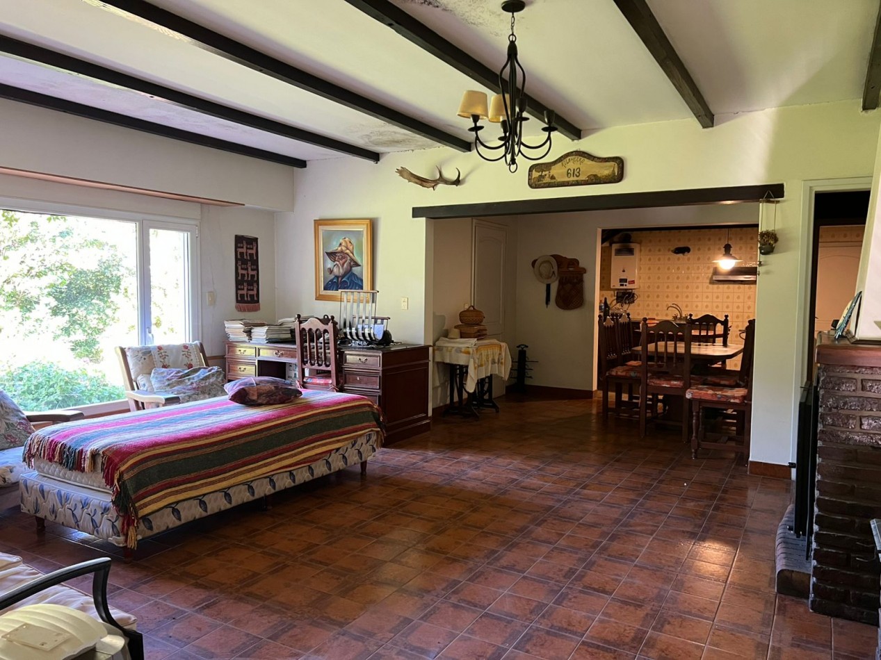 CAMPO EN VENTA 1520 HAS CON FEEDLOT OPERATIVO - CORONEL DORREGO. 