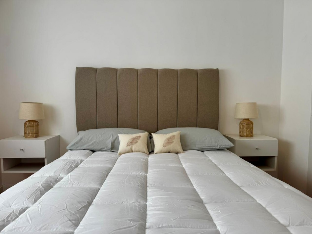 DEPTO 2 AMBIENTES CON BALCON Y COCHERA - APTO CREDITO - ZONA PLAZA MITRE. MAR DEL PLATA