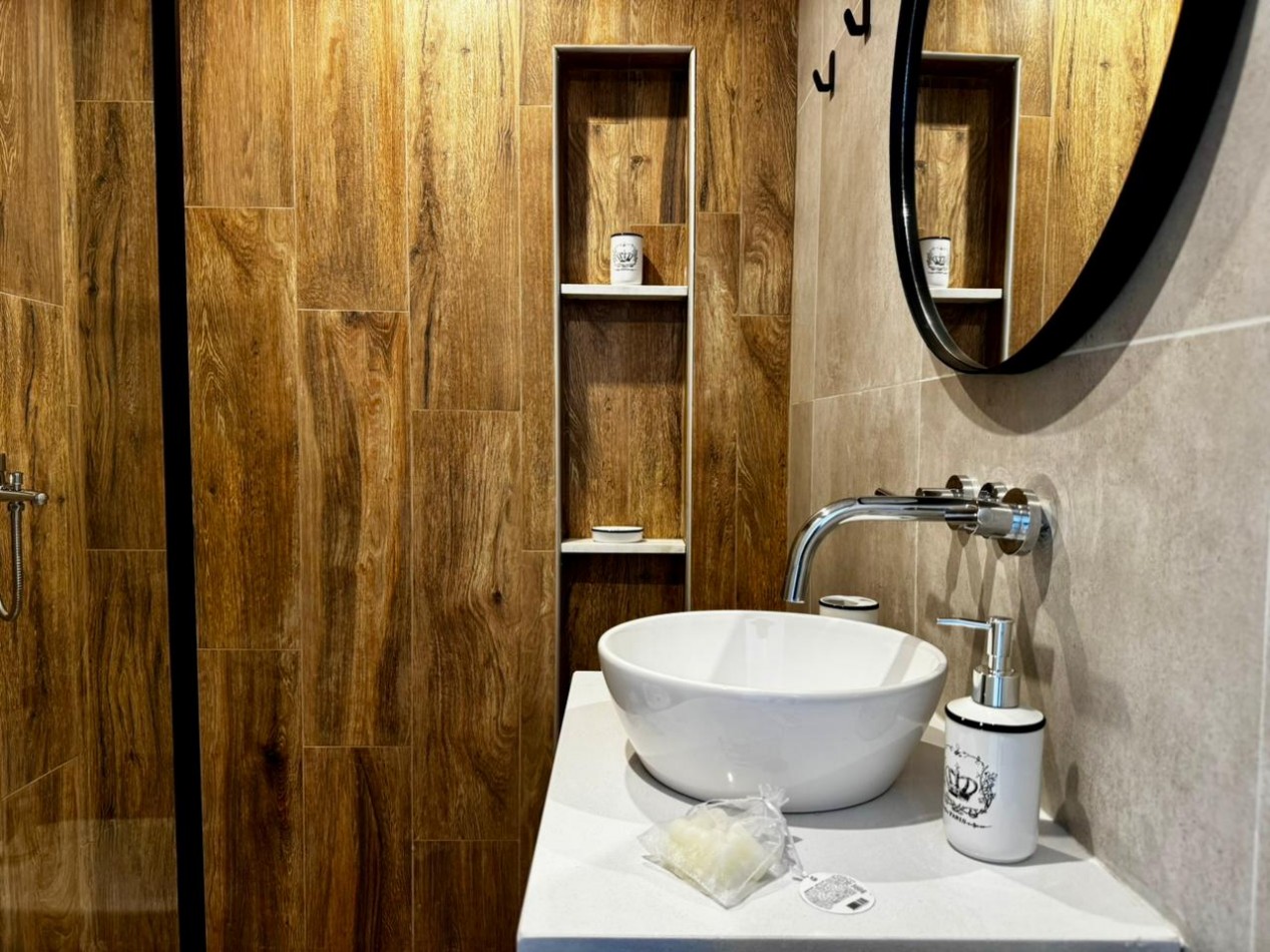 DEPTO 2 AMBIENTES CON BALCON Y COCHERA - APTO CREDITO - ZONA PLAZA MITRE. MAR DEL PLATA