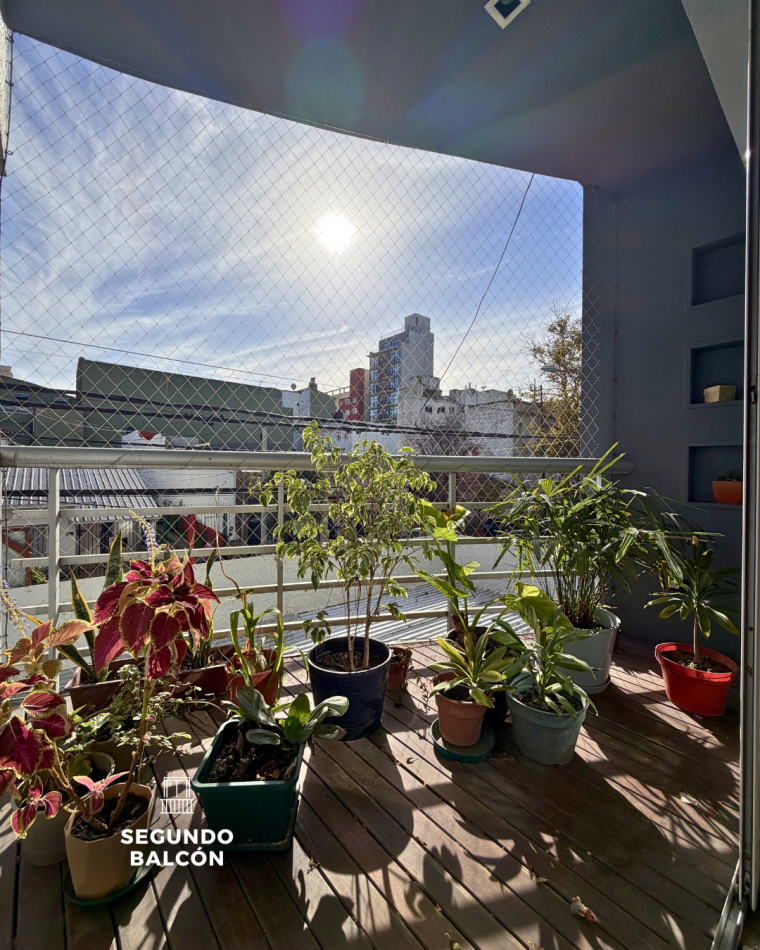 PISO DE CUATRO AMBIENTES CON COCHERA, DOS BAULERAS, PISCINA Y QUINCHO EN CHAUVIN. MAR DEL PLATA 