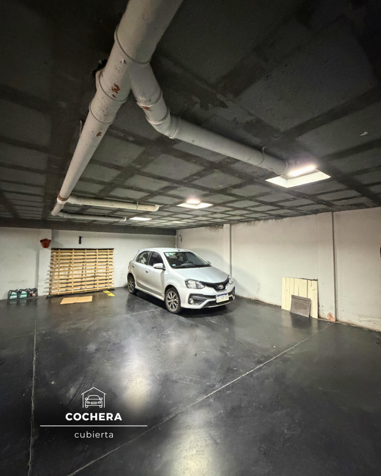 PISO DE CUATRO AMBIENTES CON COCHERA, DOS BAULERAS, PISCINA Y QUINCHO EN CHAUVIN. MAR DEL PLATA 