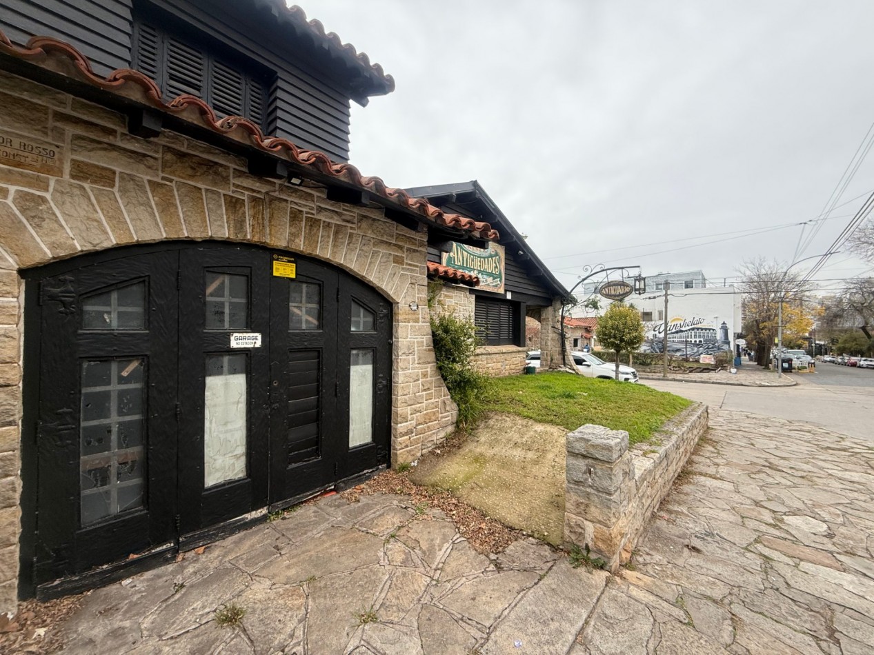 ALQUILER CLASICO CHALET EN ESQUINA USO COMERCIAL-PROFESIONAL ZONA GUEMES