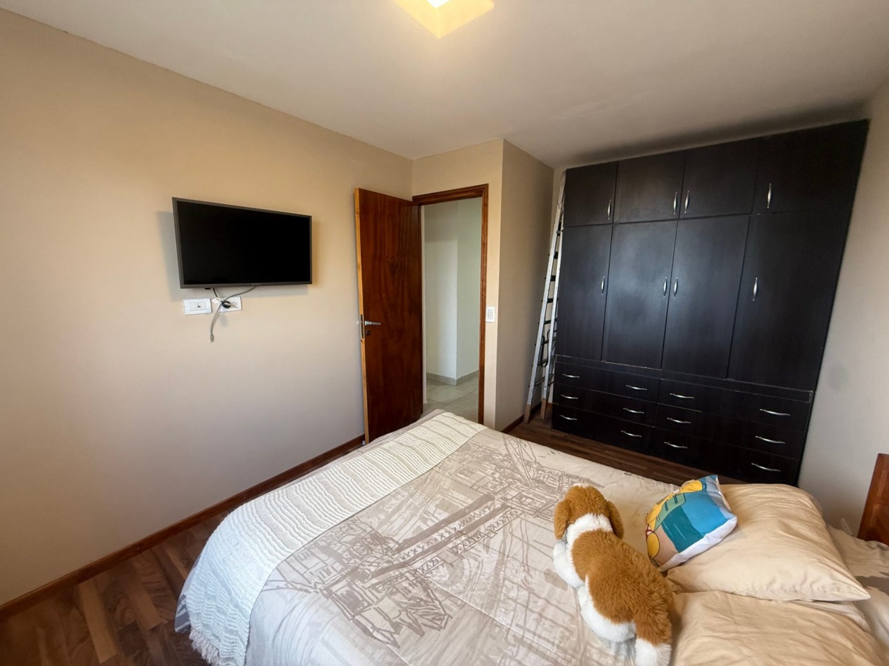 VENTA MODERNA CASA 4 AMBIENTES - APTA A CREDITO - BARRIO EL MARTILLO