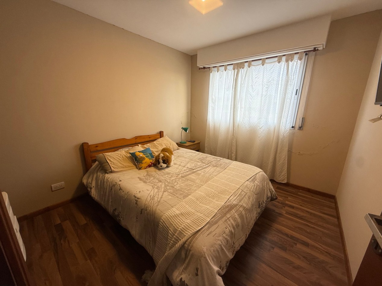 VENTA MODERNA CASA 4 AMBIENTES - APTA A CREDITO - BARRIO EL MARTILLO
