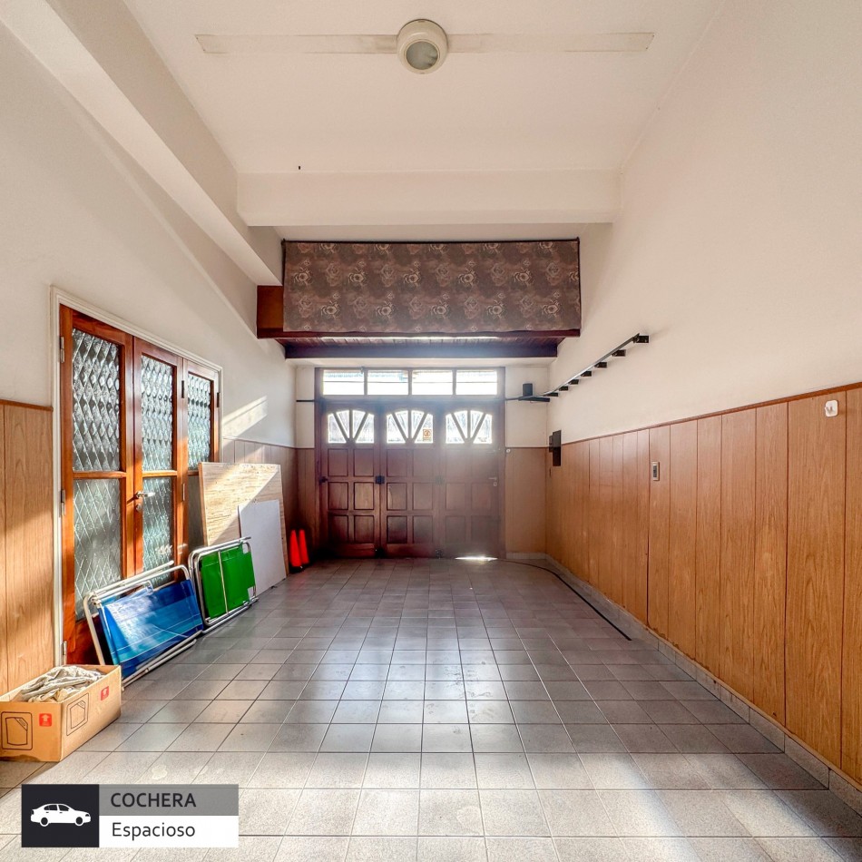 CASA EN VENTA 4 AMBIENTES CON PLAYROOM APTA CREDITO - BARRIO SAN JOSE