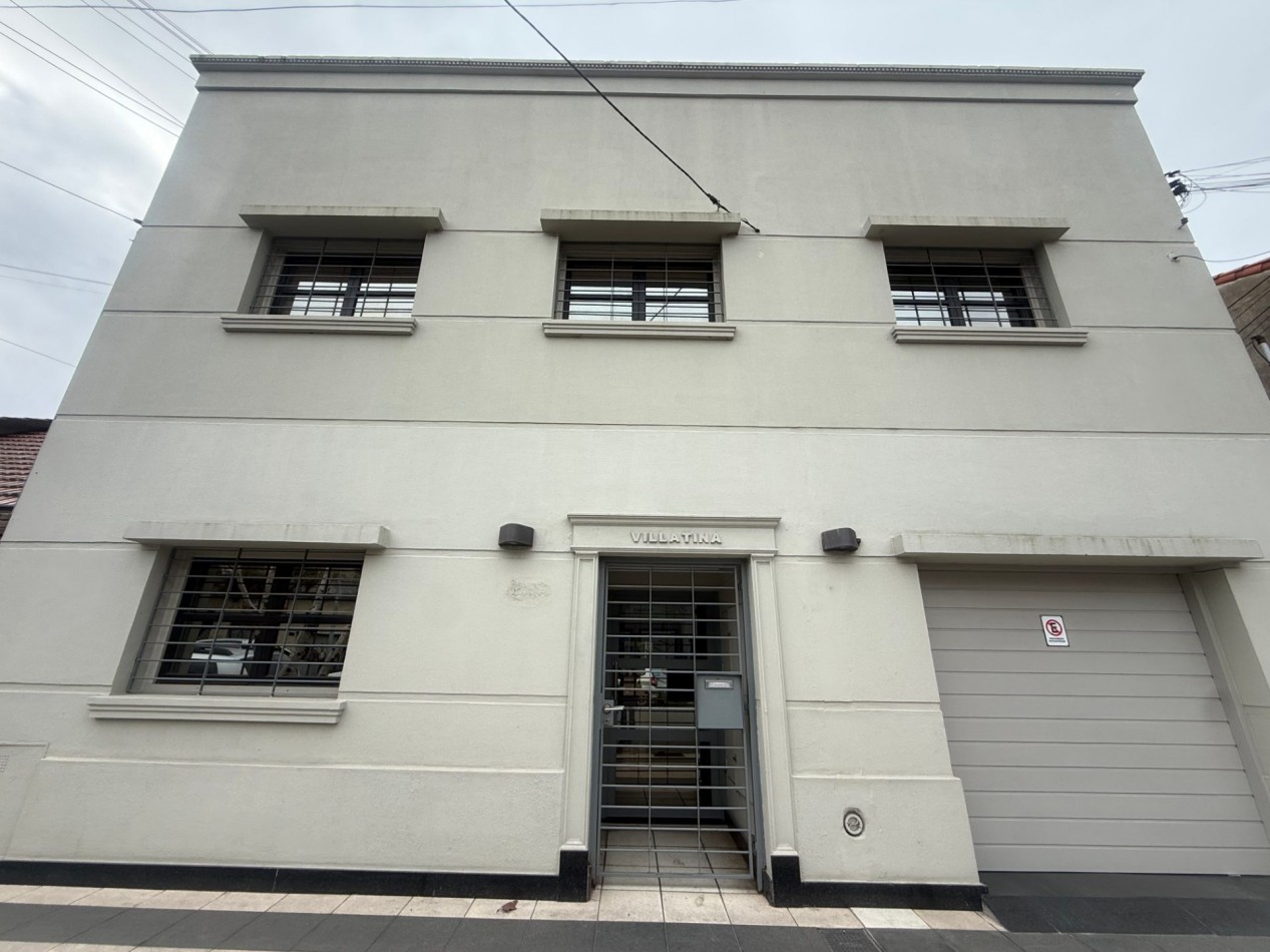 VENTA PISO COMPLETO 4 AMBIENTES APTO CREDITO - GRAN OPORTUNIDAD EN BARRIO LA PERLA 