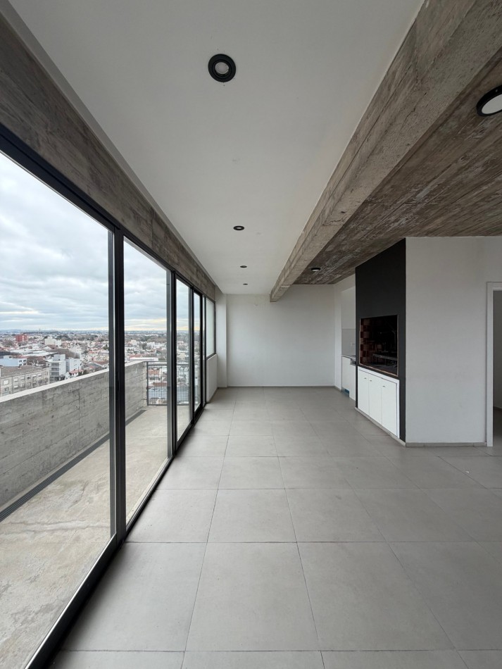 DEPARTAMENTO DOS AMBIENTES CON BALCON Y VISTAS ABIERTAS. EDIFICIO TROMARCO - SAN JOSE 