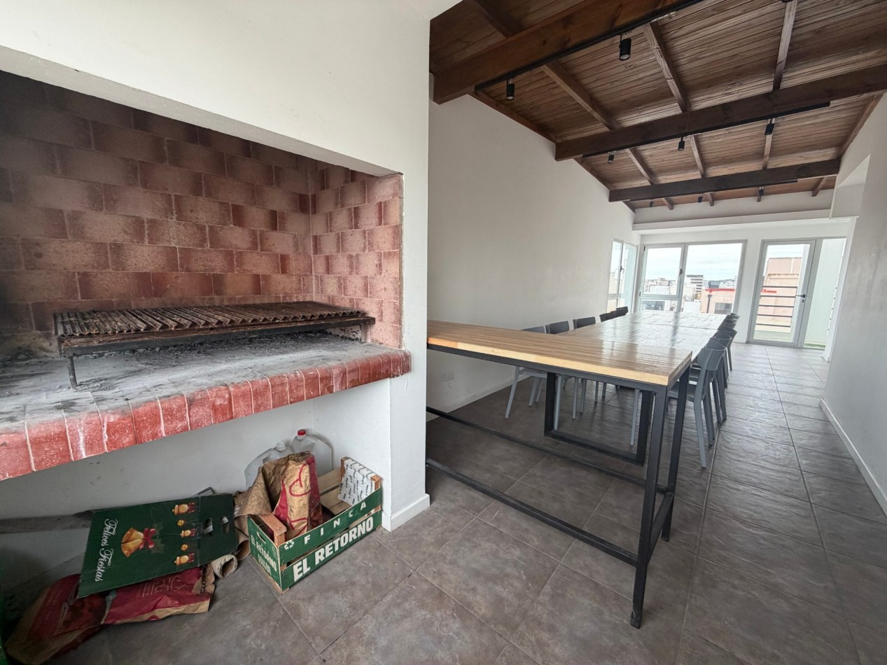 SEMIPISO DE UN AMBIENTE CON BALCON TERRAZA A ESTRENAR - PLAZA MITRE