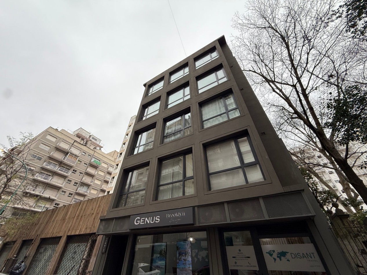 MODERNO LOCAL EN VENTA EN ZONA MACROCENTRO 
