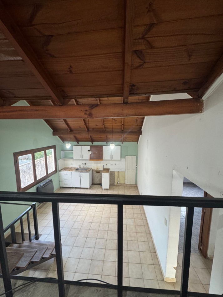 ALQUILER 24 MESES PH 3 AMBIENTES SIN EXPENSAS ZONA CONSTITUCION 