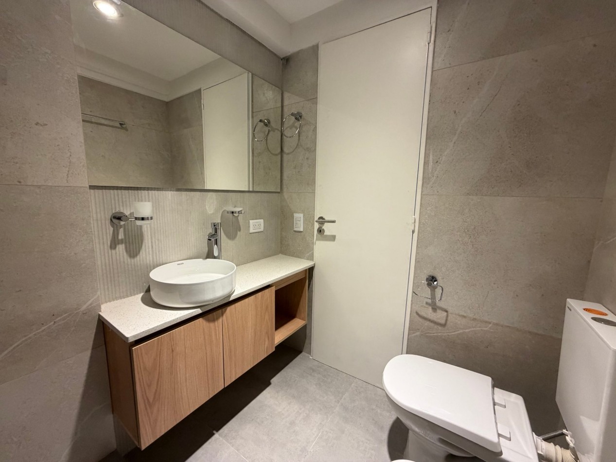 VENTA 4 AMBIENTES CON COCHERA Y VISTA AL MAR - ZONA TORREON