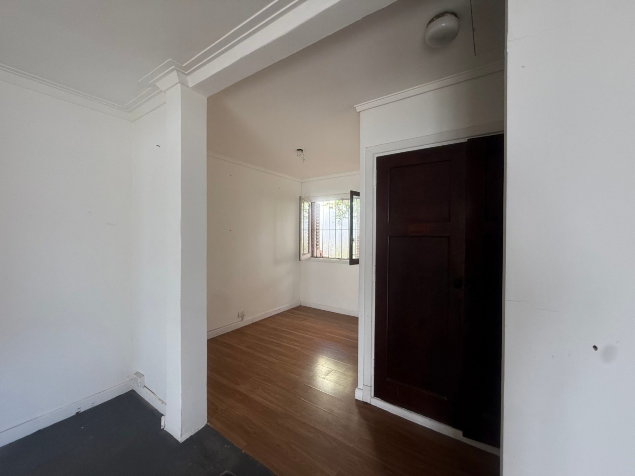 ALQUILER CLASICO CHALET EN ESQUINA USO COMERCIAL-PROFESIONAL ZONA GUEMES
