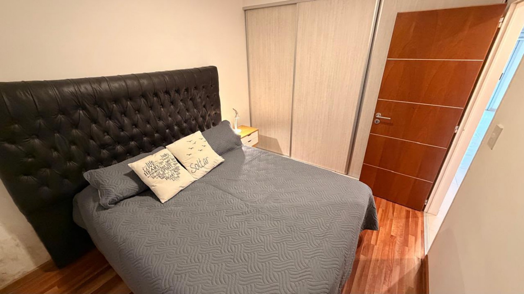 VENTA MODERNO 2 AMBIENTES CON BALCON Y PARRILLA - MACROCENTRO