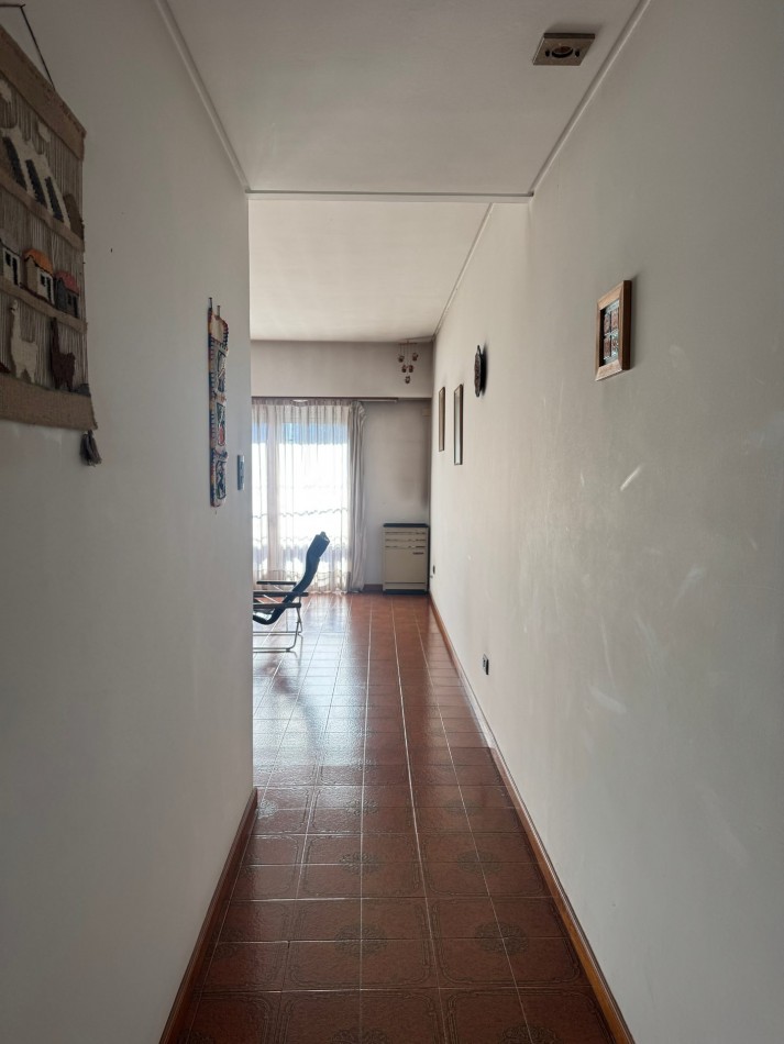CASA EN VENTA 4 AMBIENTES CON PLAYROOM APTA CREDITO - BARRIO SAN JOSE