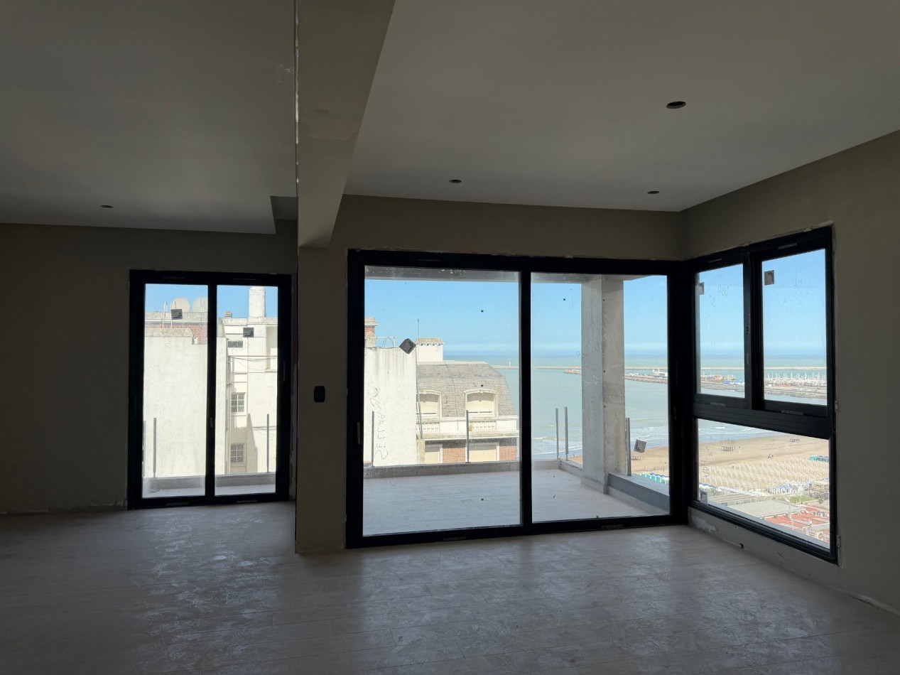 PISO COMPLETO CON VISTA AL MAR Y DOS COCHERAS - PLAYA GRANDE - EDIFICIO LA PALMA V