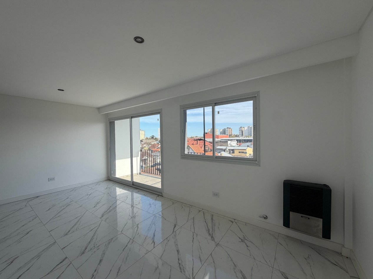 DOS AMBIENTES A ESTRENAR CON COCHERA - BARRIO VILLA PRIMERA