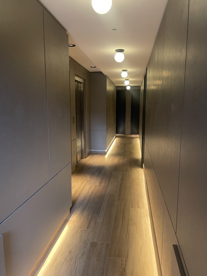 DEPARTAMENTO DE CATEGORIA CON TERRAZA Y PISICNA PROPIA. MAR DEL PLATA
