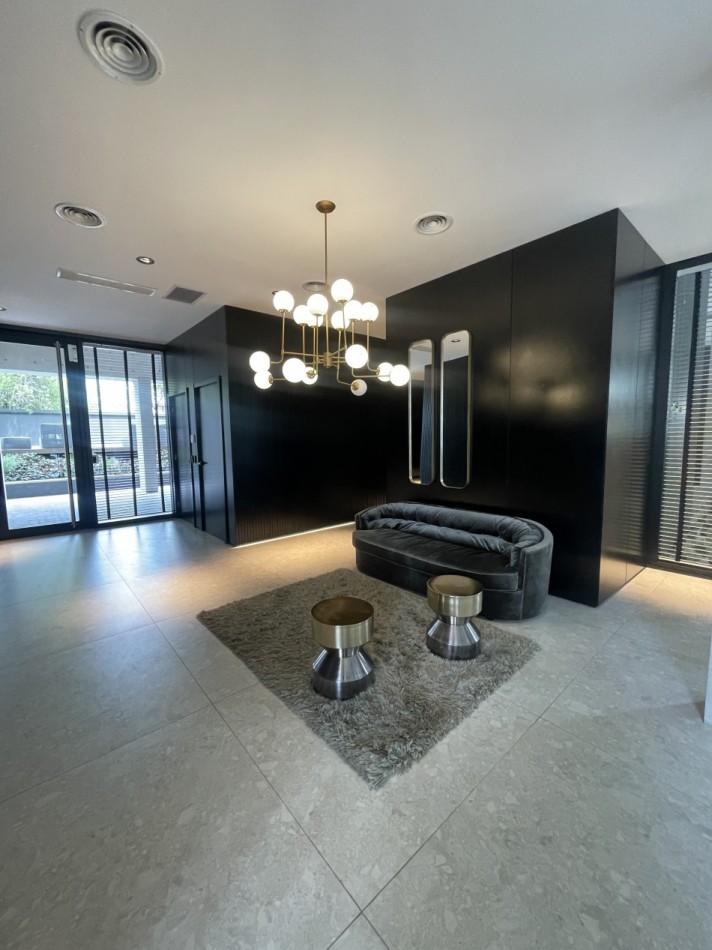 DEPARTAMENTO DE CATEGORIA CON TERRAZA Y PISICNA PROPIA. MAR DEL PLATA