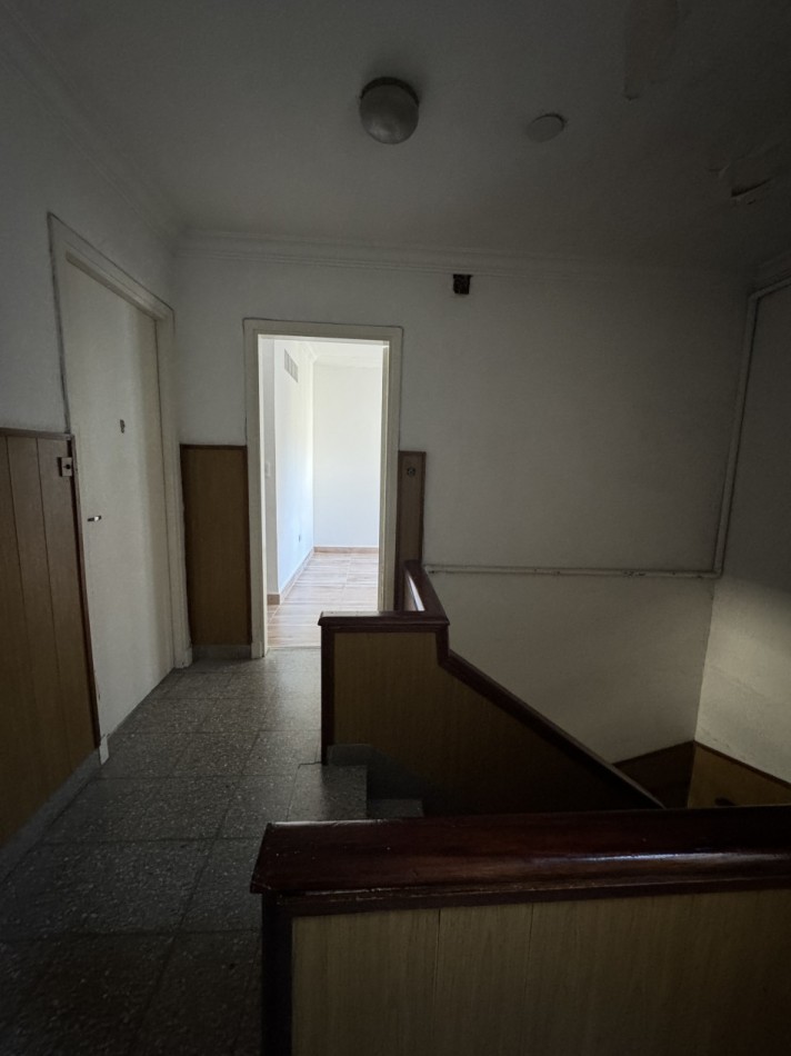 PH DE DOS AMBIENTES EN ALQUILER 24 MESES. SOLO UNO PROFESIONAL. ZONA GUEMES. MAR DEL PLATA