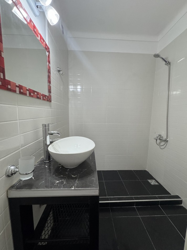 PH DE DOS AMBIENTES EN ALQUILER 24 MESES. SOLO UNO PROFESIONAL. ZONA GUEMES. MAR DEL PLATA