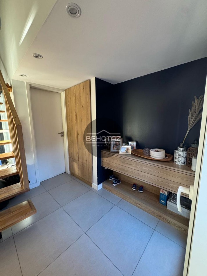 CASA DE 3 AMBIENTES EN ALQUILER POR 24 MESES, EN LOS ACANTILADOS, MAR DEL PLATA.