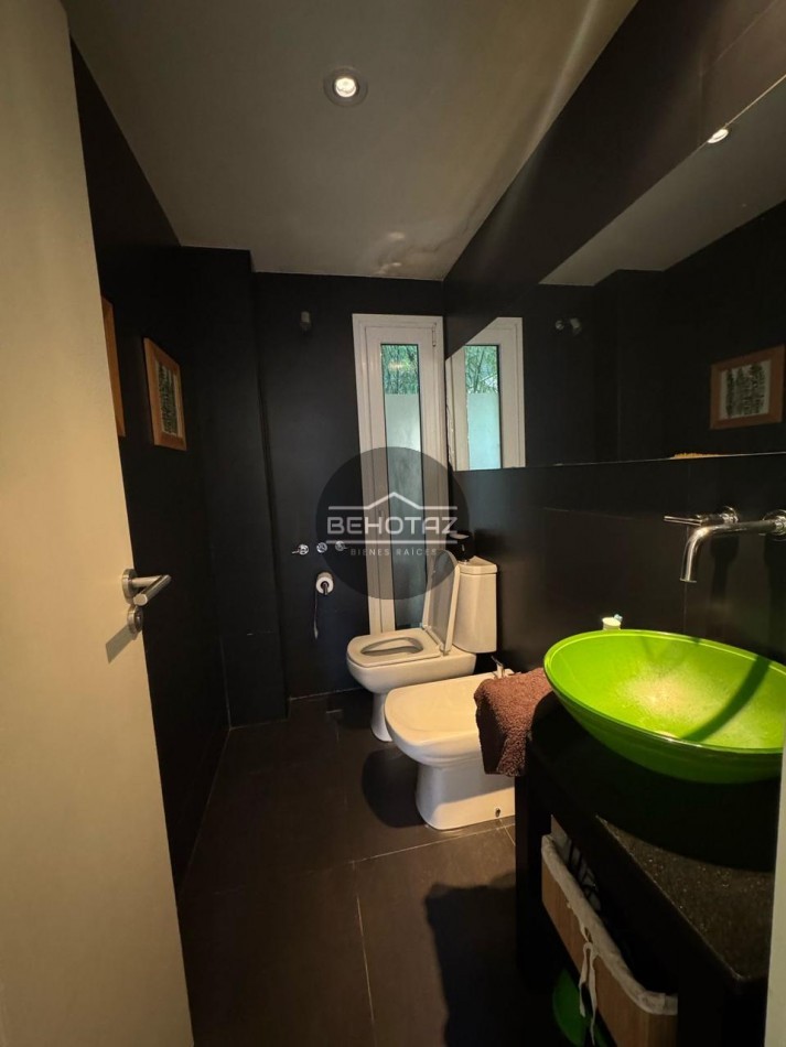 CASA DE 3 AMBIENTES EN ALQUILER POR 24 MESES, EN LOS ACANTILADOS, MAR DEL PLATA.