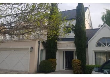 ()CASA EN RUMENCO 4 AMBIENTES CON PISCINA. MAR DEL PLATA